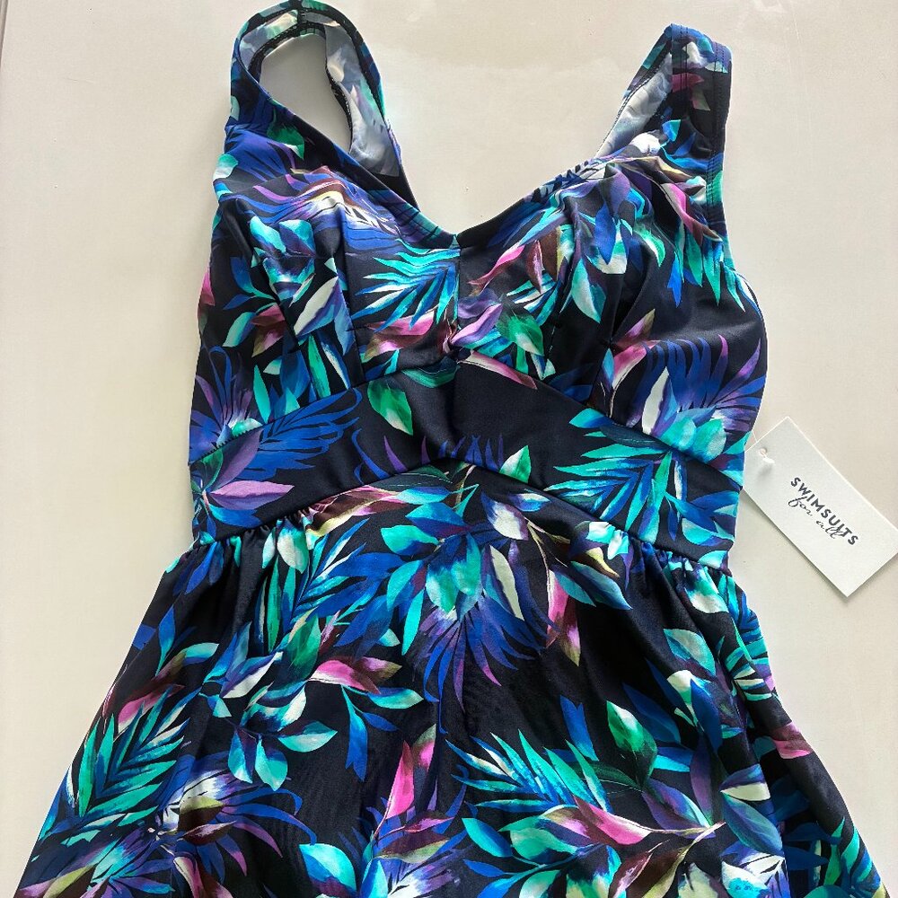NWT 1 piece Swim Suit